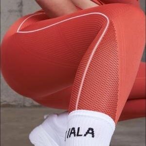 TALA REVE LEGGINS SIZE SMALL